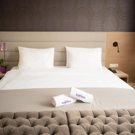Hotel Srbija Garden-Free Parking Белград Екстериор снимка