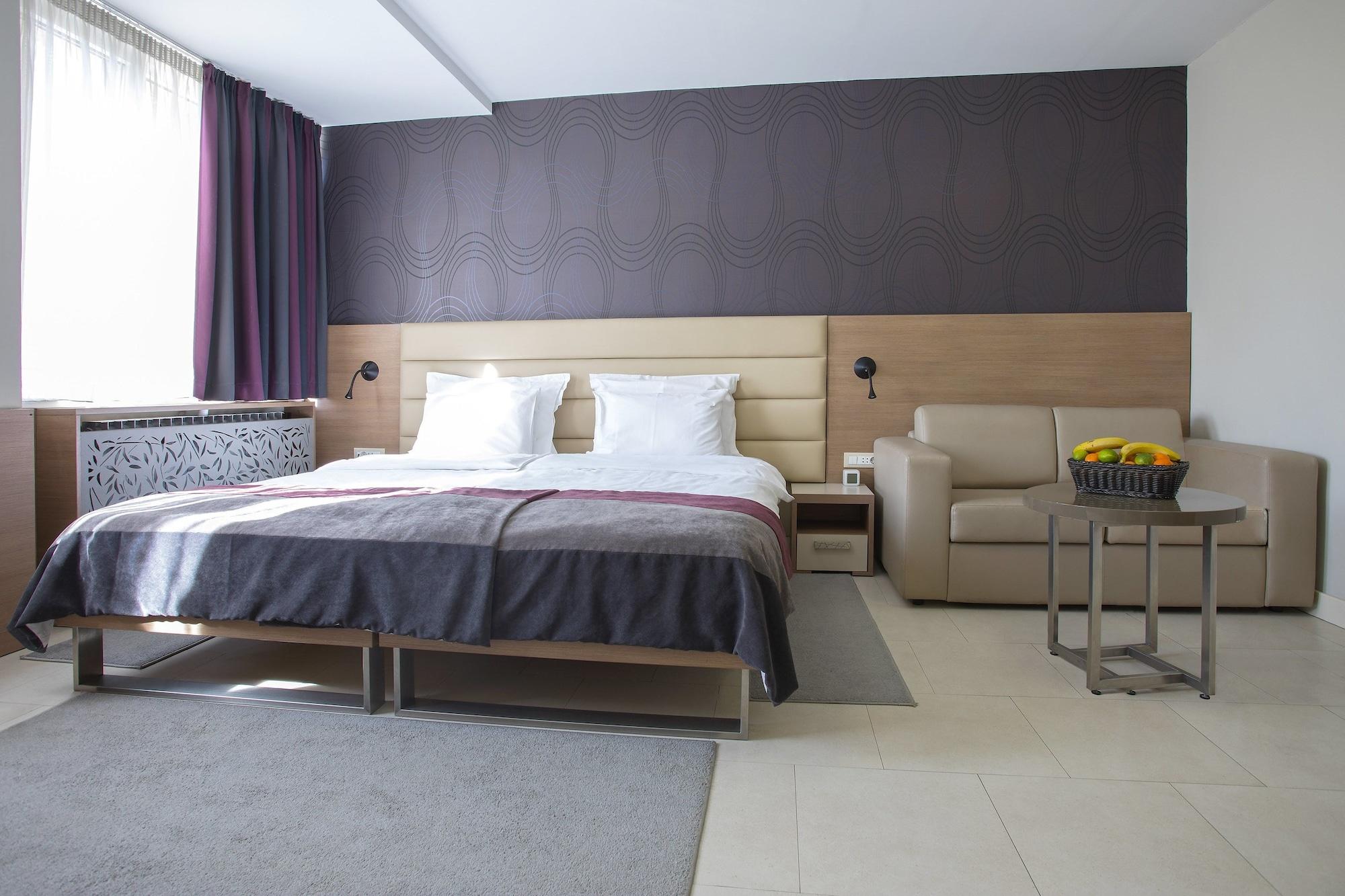 Hotel Srbija Garden-Free Parking Белград Екстериор снимка