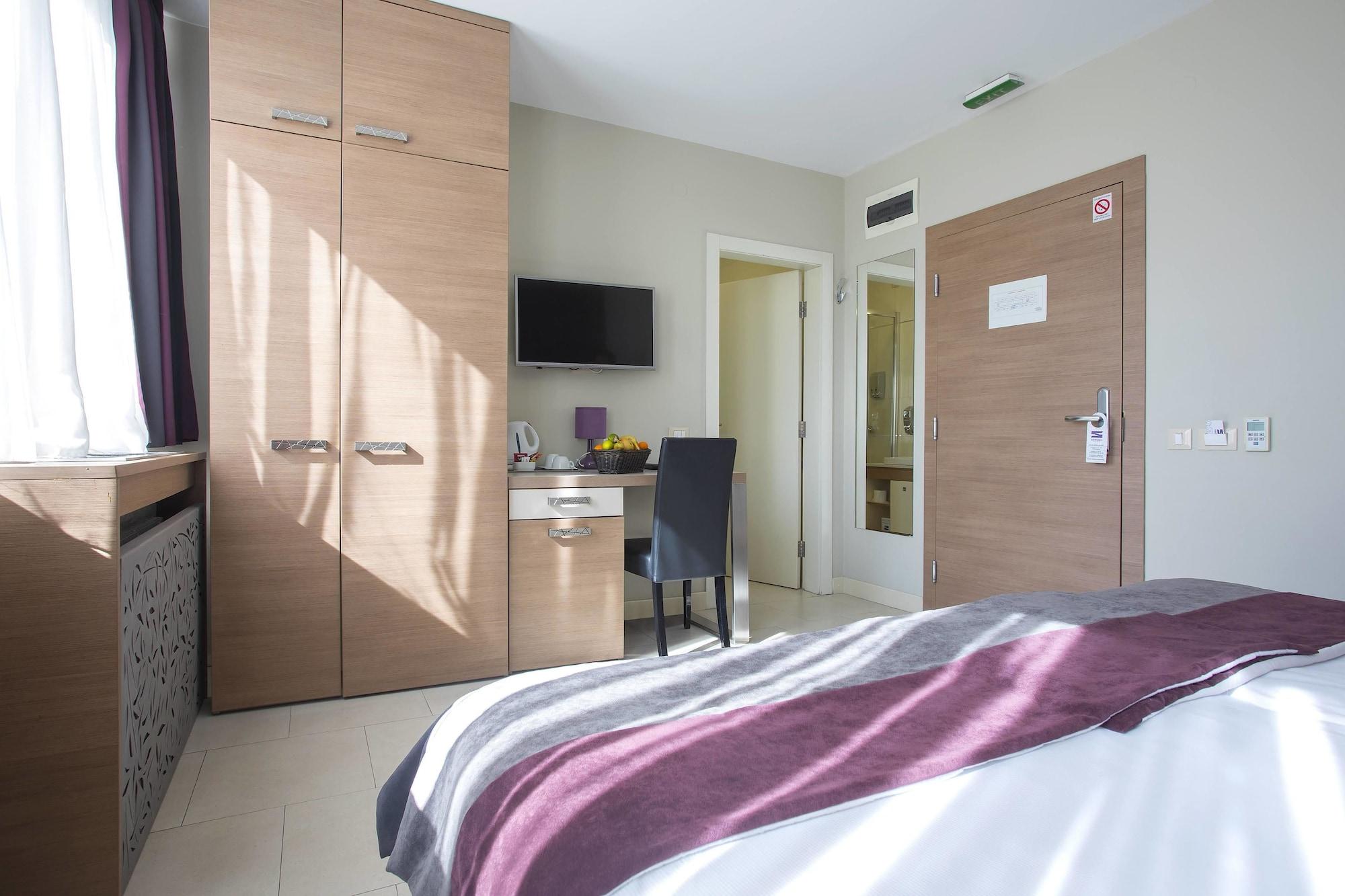 Hotel Srbija Garden-Free Parking Белград Екстериор снимка