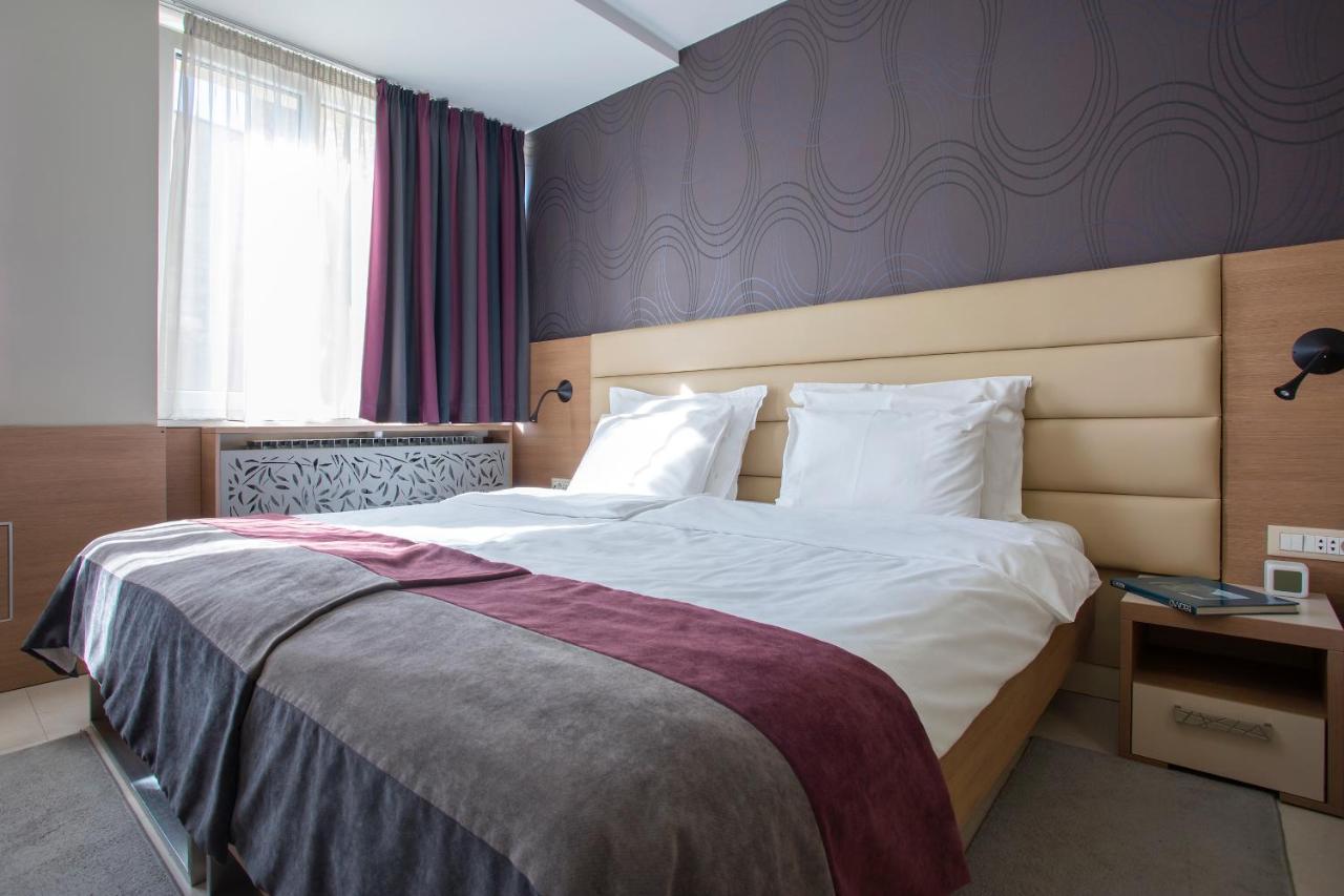Hotel Srbija Garden-Free Parking Белград Екстериор снимка