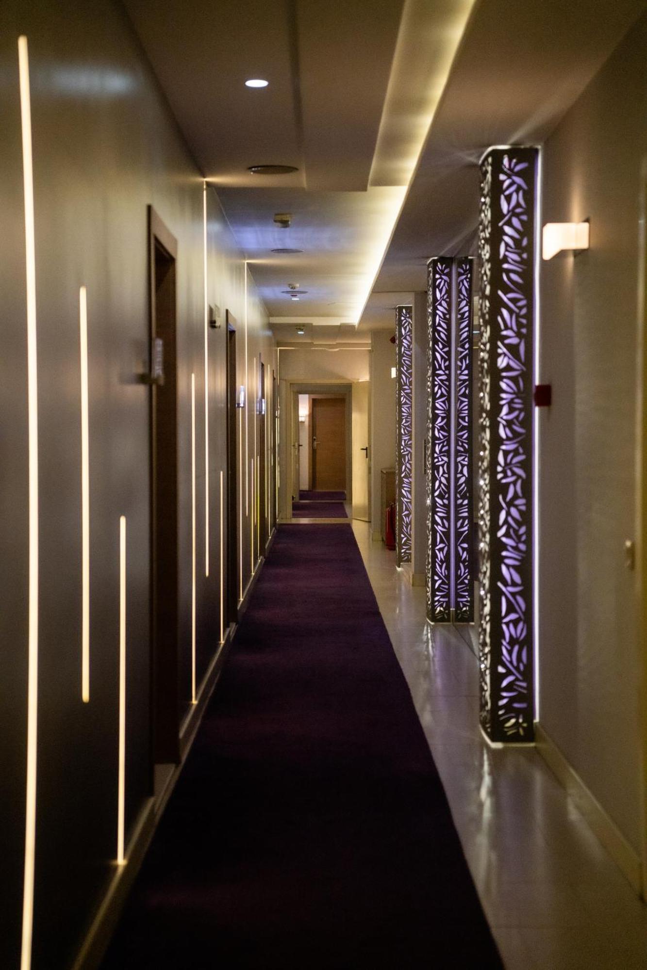 Hotel Srbija Garden-Free Parking Белград Екстериор снимка