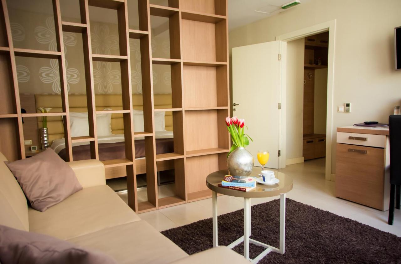 Hotel Srbija Garden-Free Parking Белград Екстериор снимка