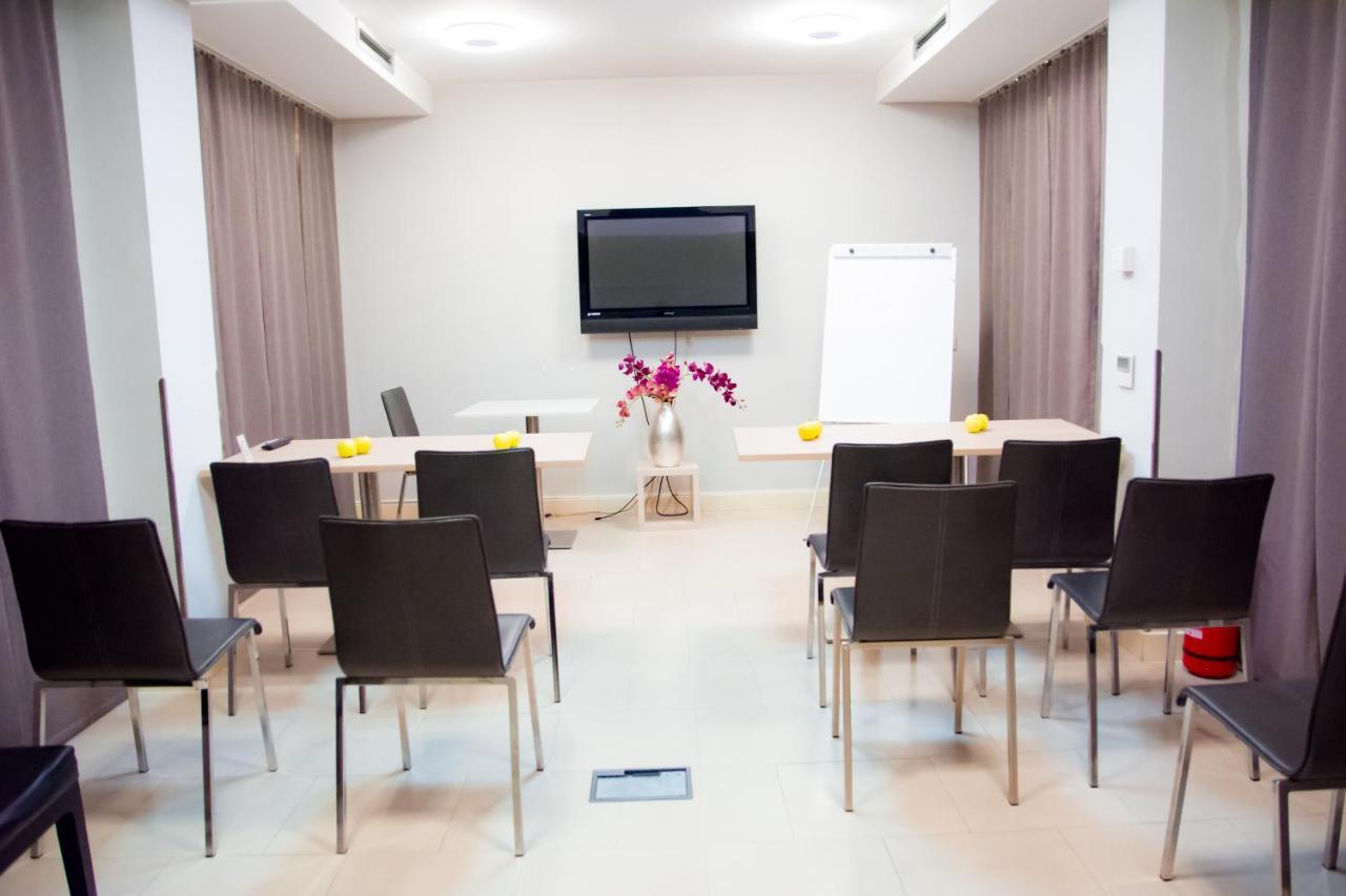 Hotel Srbija Garden-Free Parking Белград Екстериор снимка